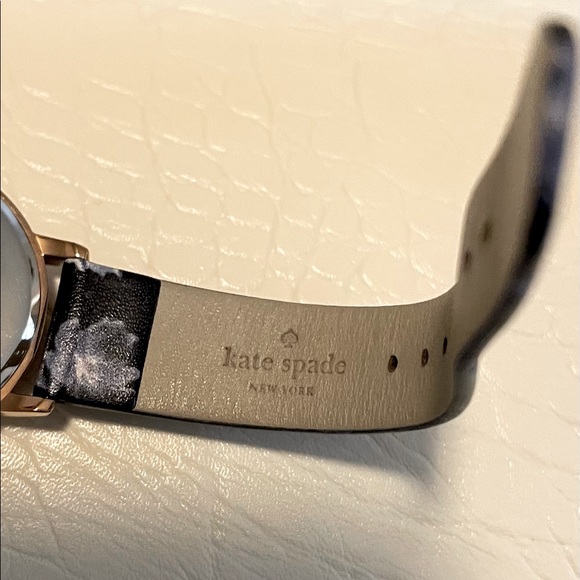 Kate Spade Midnight Rose leather watch - Picture 3 of 3